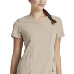 طقم ديكيز نسائي بيج